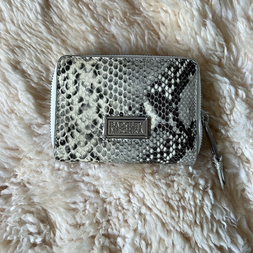Badgley Mischka snake skin Wallet